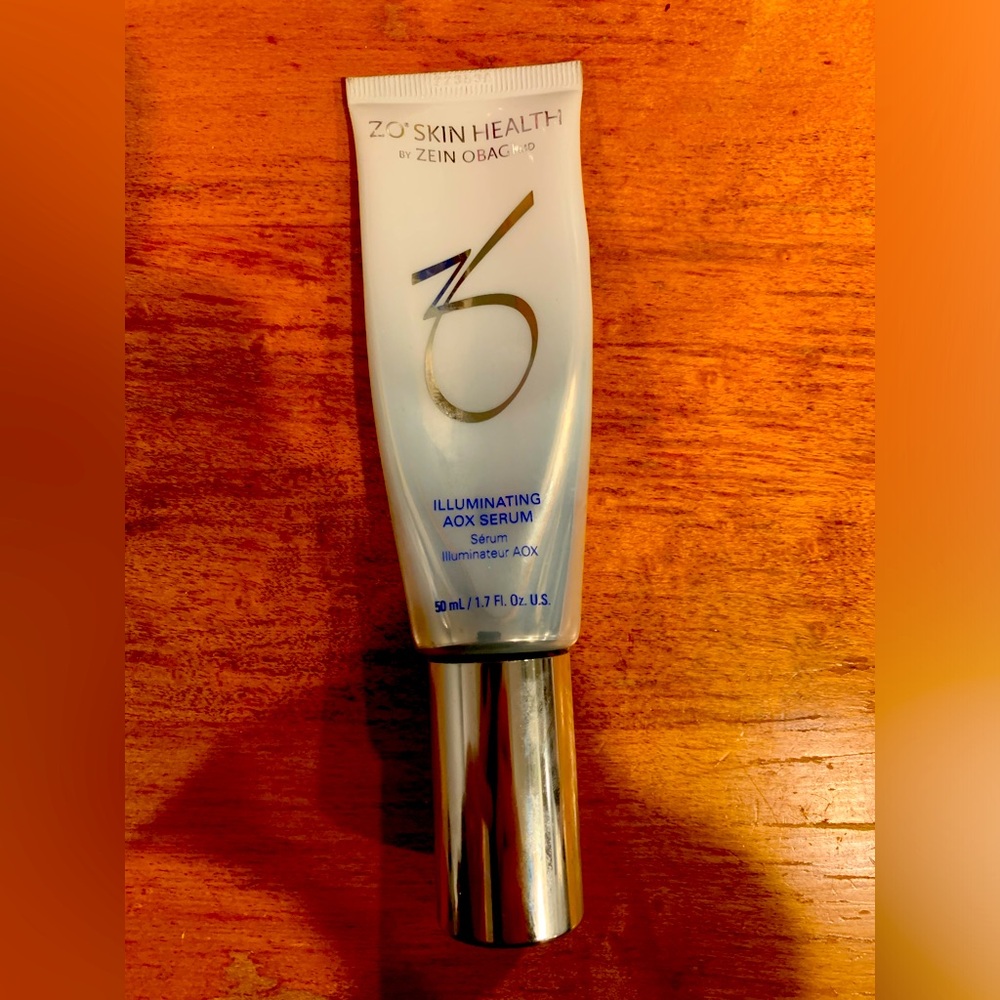 ZO Skin Health Illuminating AOX Serum